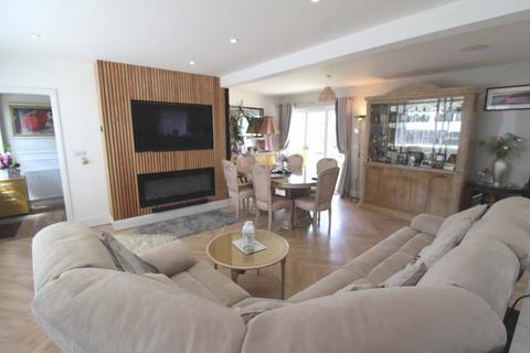 3 bedroom detached house for sale, Mill Street, Brightlingsea CO7