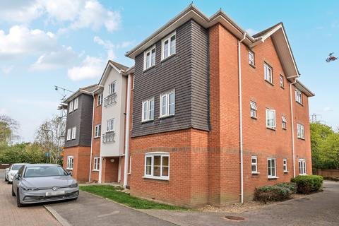 1 bedroom flat for sale, Doctors Acres, Hampshire RG27