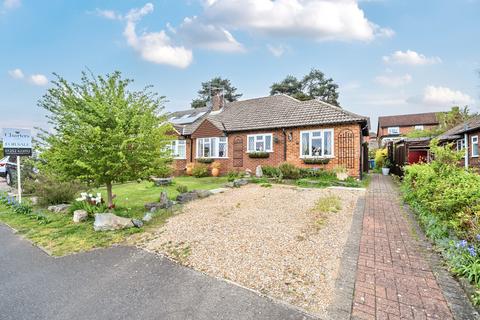 3 bedroom semi-detached house for sale, Linkway, Fleet GU52