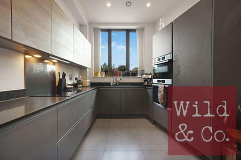 4 bedroom duplex for sale, White Post Lane
