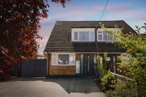 3 bedroom semi-detached house for sale, Church Street, BILLERICAY