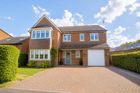 4 bedroom detached house for sale, Dewberry Road, Solihull B90