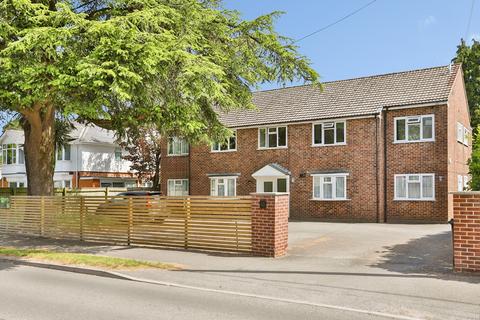 2 bedroom flat for sale, Church Road, Ferndown, Dorset, BH22