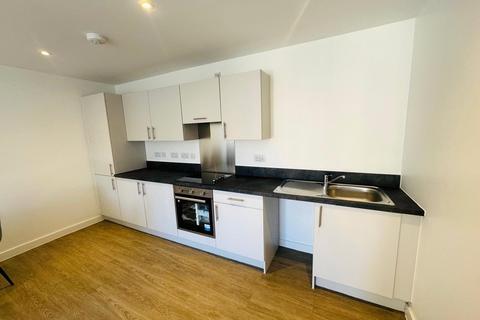 3 bedroom flat to rent, Bridgewater Wharf Block B, 257 Ordsall Lane, Salford, M5