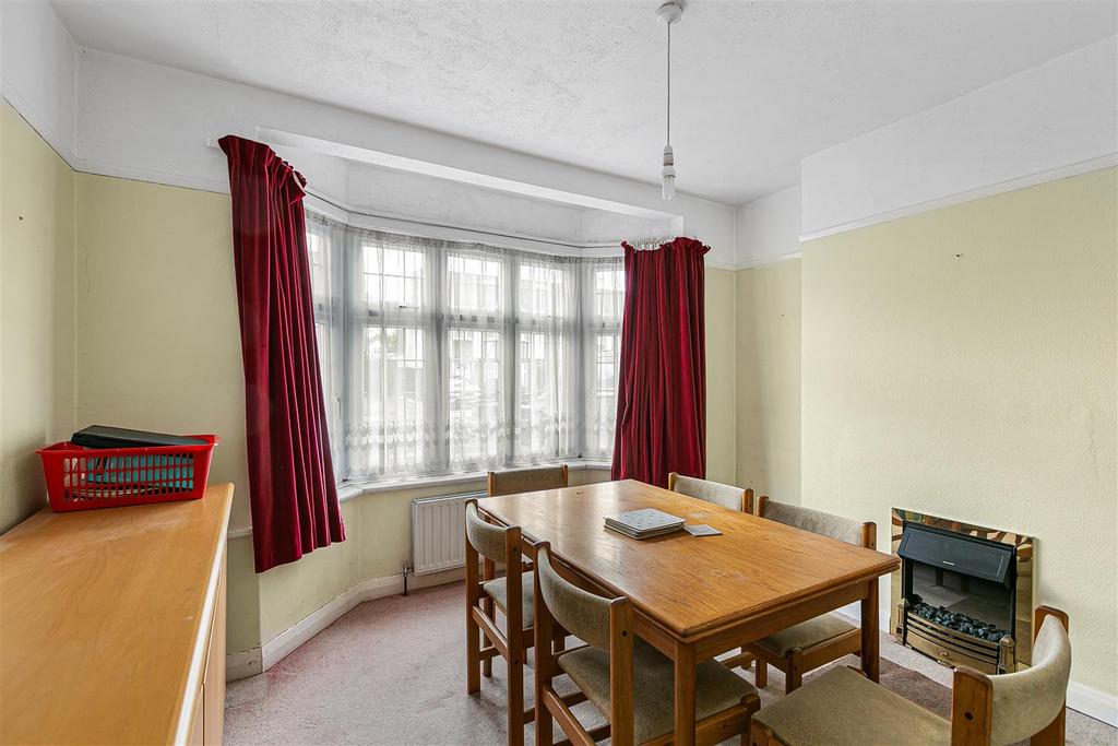 Dining room, fireplace