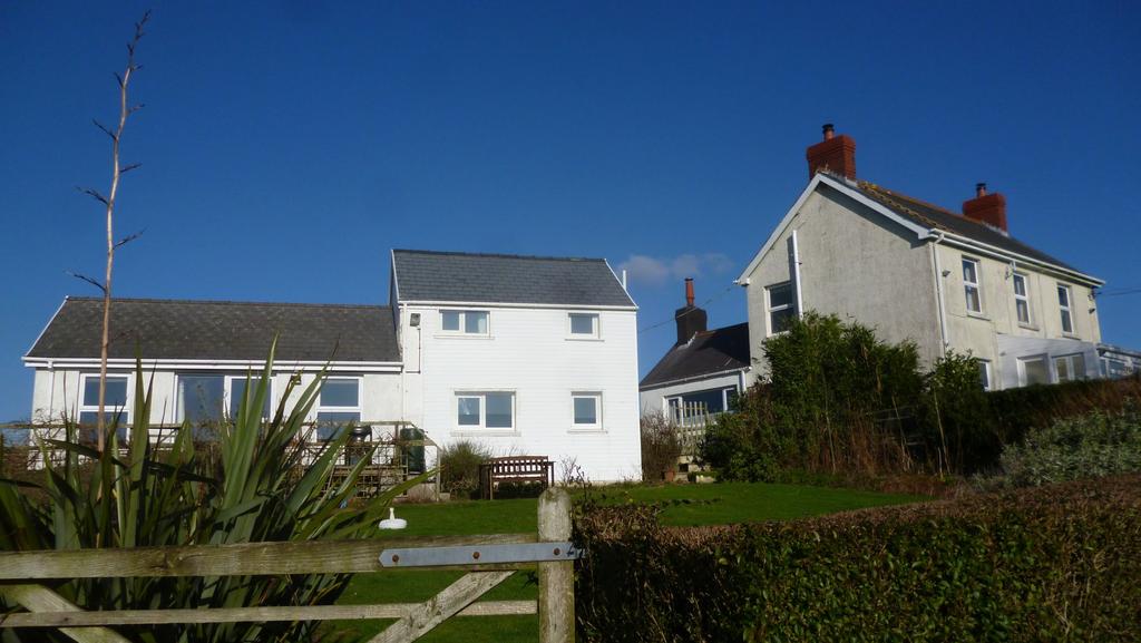 4 bedroom property with land for sale - View 4