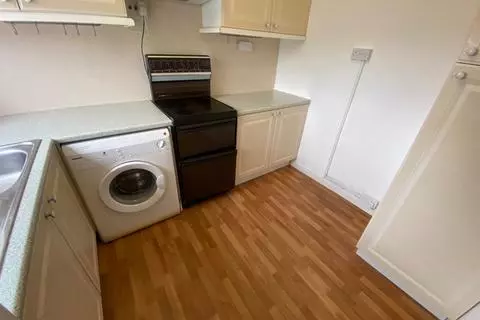 2 bedroom flat to rent – pohled 2