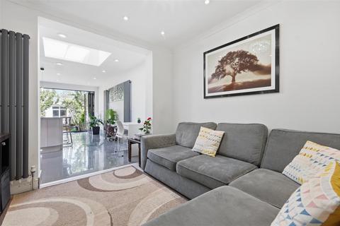 undefined, Albany Park Avenue, Enfield