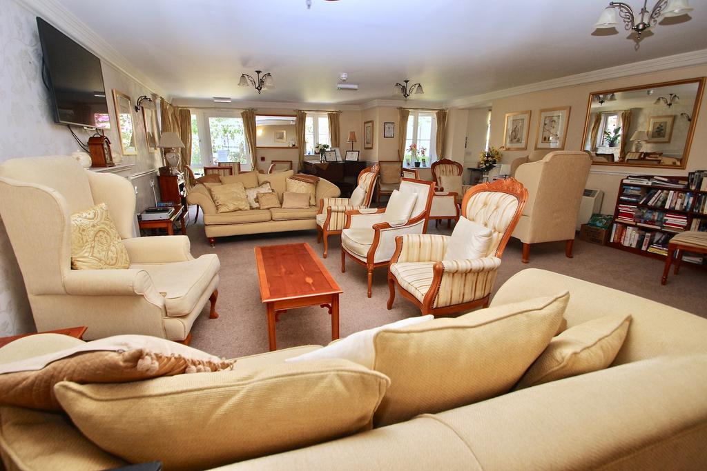 Communal lounge.jpeg