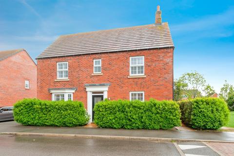 4 bedroom townhouse for sale, Garner Way, Fleckney, LEICESTER