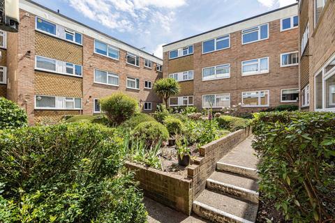 Windfield, Leatherhead, KT22