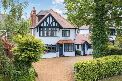 Littleworth Road, Esher, KT10