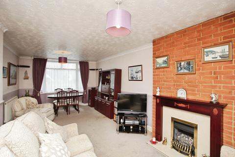 3 bedroom terraced bungalow for sale