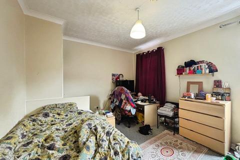 4 bedroom terraced house to rent, Banff Road, Manchester, Greater Manchester, M14