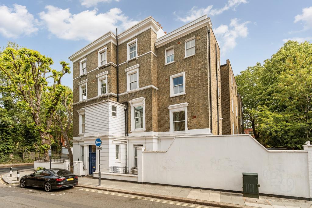 Detached house exterior