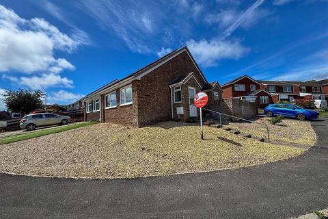2 bedroom semi-detached bungalow for sale, Wigmore Gardens, Weston-Super-Mare BS22
