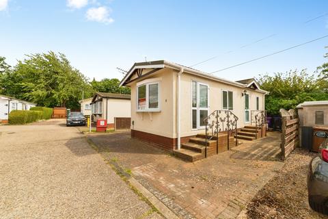 2 bedroom park home for sale, Hillcrest Park, Letchworth Garden City