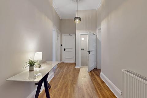 4 bedroom flat to rent, Kersland Street, Hillhead, Glasgow, G12