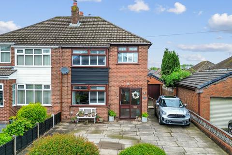 3 bedroom semi-detached house for sale, Arnside Avenue, Haydock, WA11