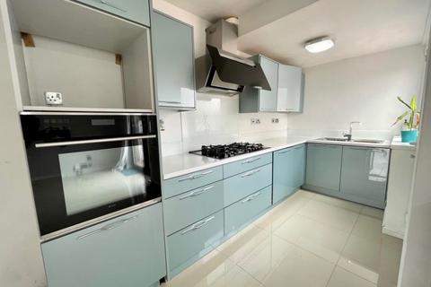 3 bedroom property to rent, Grayswood Avenue, Coventry, CV5