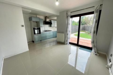 3 bedroom property to rent, Grayswood Avenue, Coventry, CV5