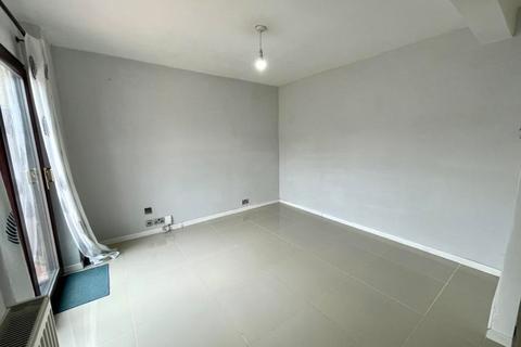 3 bedroom property to rent, Grayswood Avenue, Coventry, CV5