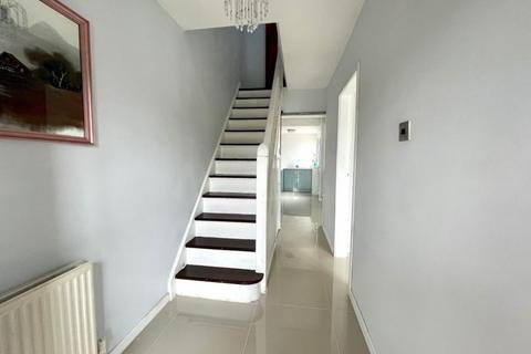 3 bedroom property to rent, Grayswood Avenue, Coventry, CV5