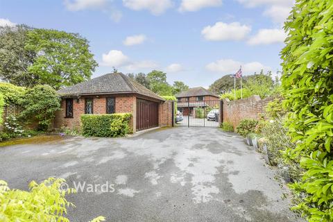 4 bedroom detached house for sale, Woodland Way, Broadstairs, Kent