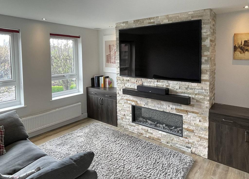 Apartment in Edinburgh, Craigleith - View 3