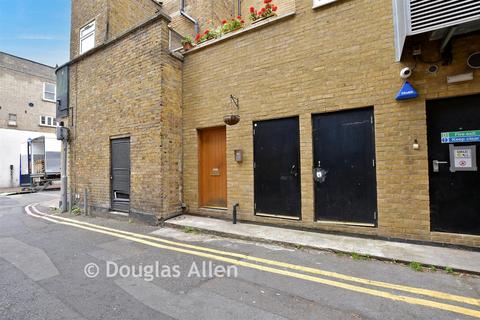 1 bedroom apartment for sale, 38 Postway Mews, Ilford IG1