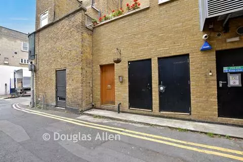 1 bedroom apartment for sale - View 2