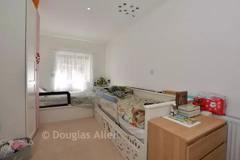 1 bedroom apartment for sale - View 3