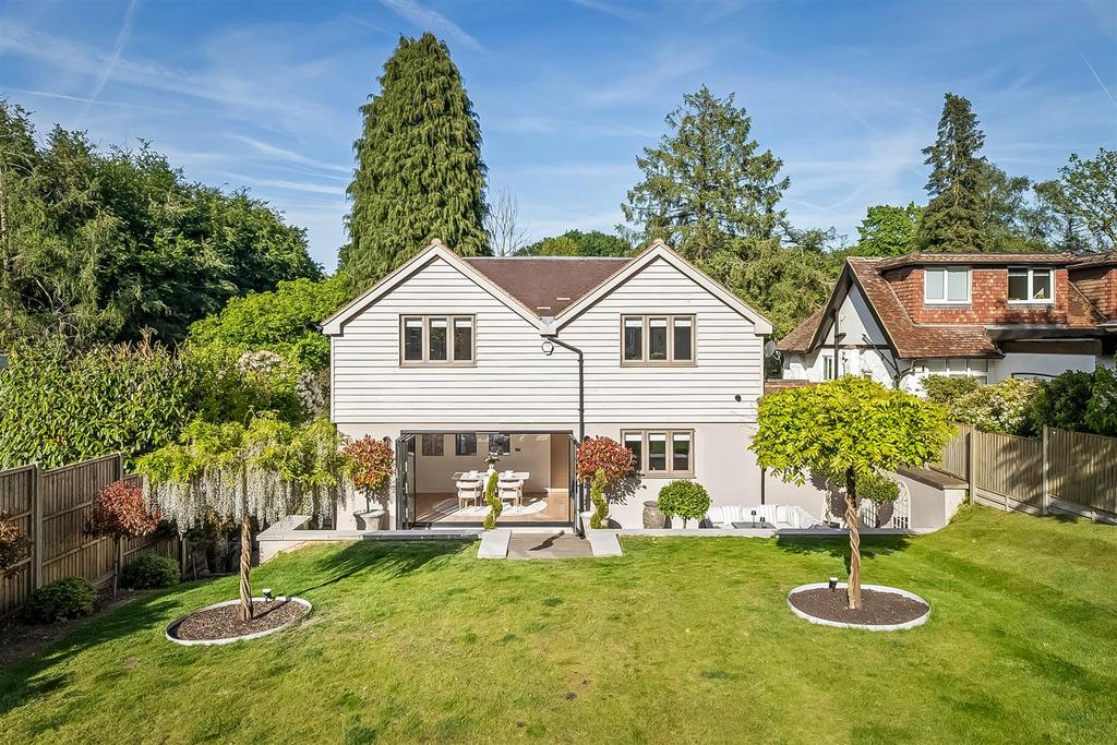 House exterior, garden