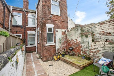 3 bedroom end of terrace house for sale, Goosebutt Street, Parkgate, Rotherham