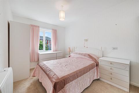 undefined, Oulton Court, Warrington WA4