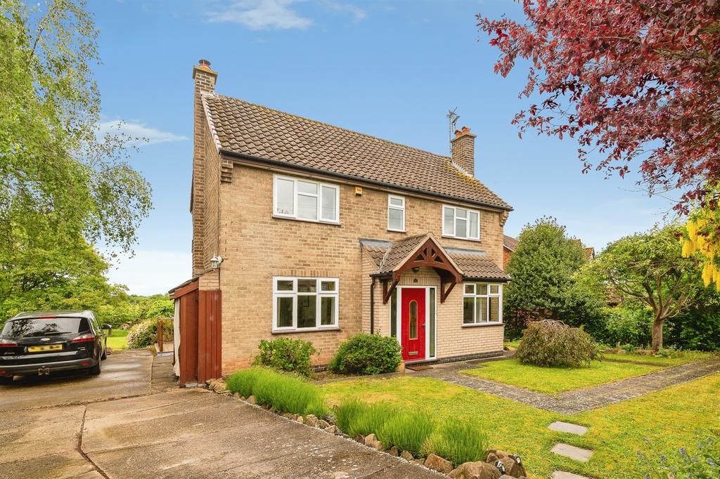 3 bedroom detached house for sale