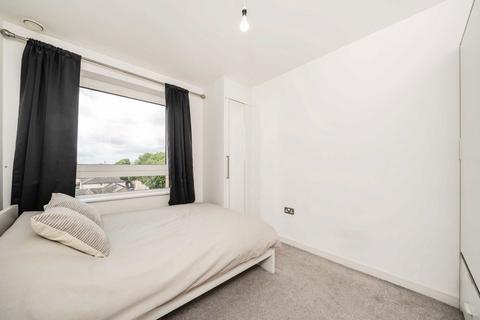 2 bedroom flat for sale, Yeoman Street, London SE8