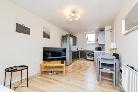 1 bedroom flat for sale, Sandringham Court, Chester Le Street, Durham, DH3