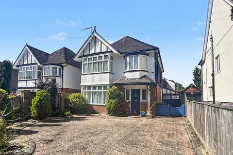 3 bedroom detached house for sale, Banister Park