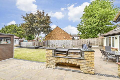 5 bedroom chalet for sale, Townmead Road, Waltham Abbey, Essex