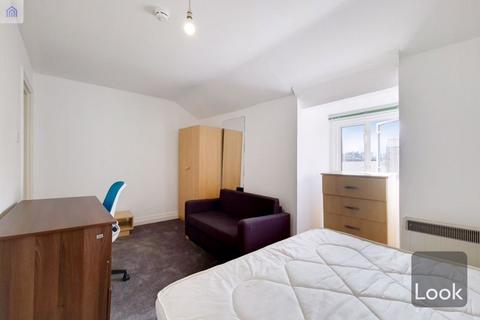 Studio to rent, Cannon Street Road, Whitechapel, E1 2LH