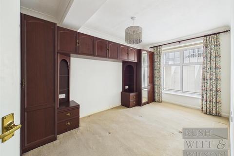 1 bedroom apartment for sale, De La Warr Parade, Bexhill-On-Sea