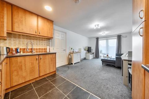 2 bedroom flat for sale, Audley House,  Buckingham Road,  Bicester,  Oxfordshire,  OX26