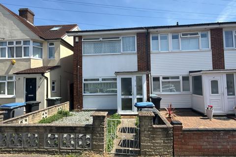 23D Devonshire Road, N9 8NG