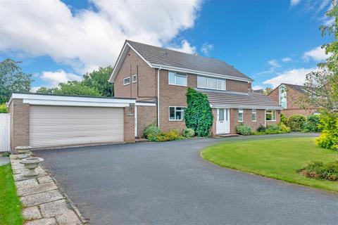 4 bedroom detached house for sale, Field House Drive, Meole Village, Shrewsbury