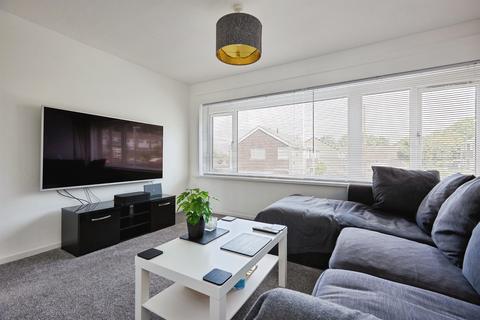 3 bedroom maisonette for sale, Hollows Close, Harnham, Salisbury