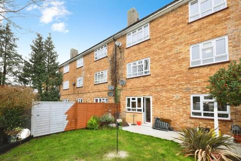 1 bedroom flat for sale, Tudor Way, Hertford SG14