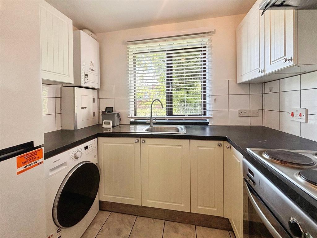Apartment in Reading, Katesgrove, Coley - View 5