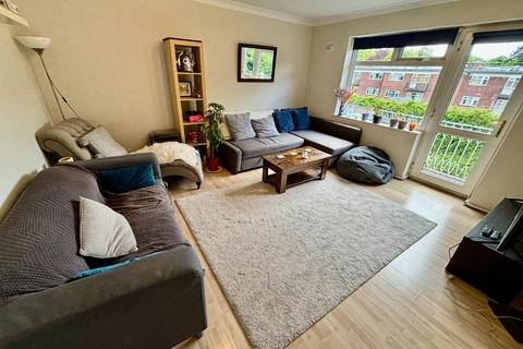 2 bedroom flat for sale, Riverside Court, Didsbury