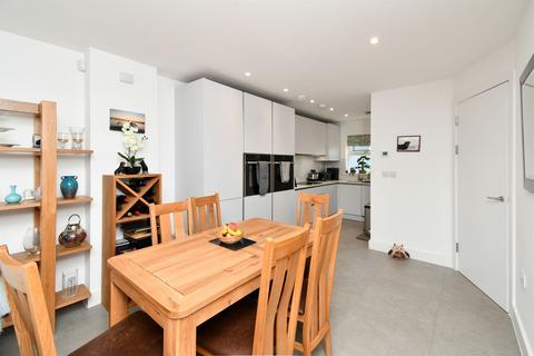 3 bedroom terraced house for sale, Severn Quay, Chepstow